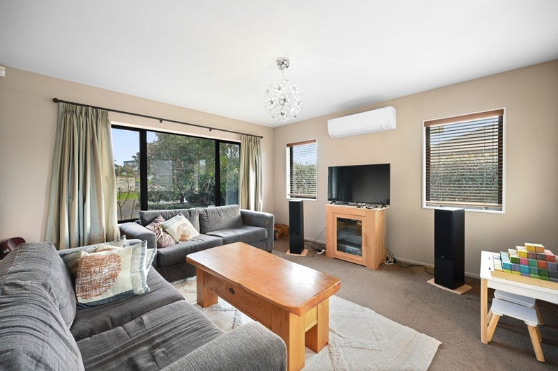 6 Hawtry Lane, Flagstaff, Hamilton - Carousel 2