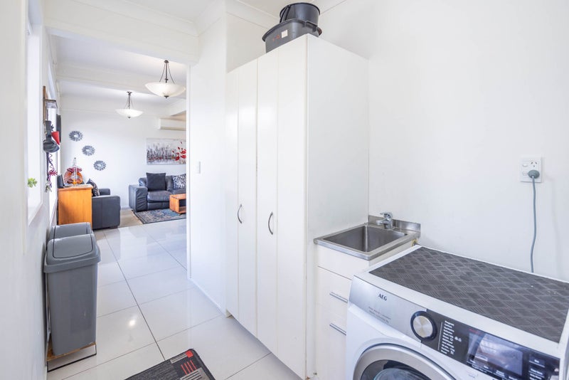 73 Cook Street, Hamilton East, Hamilton - Carousel 25