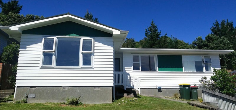 132 Major Drive, Kelson, Lower Hutt - Carousel 1