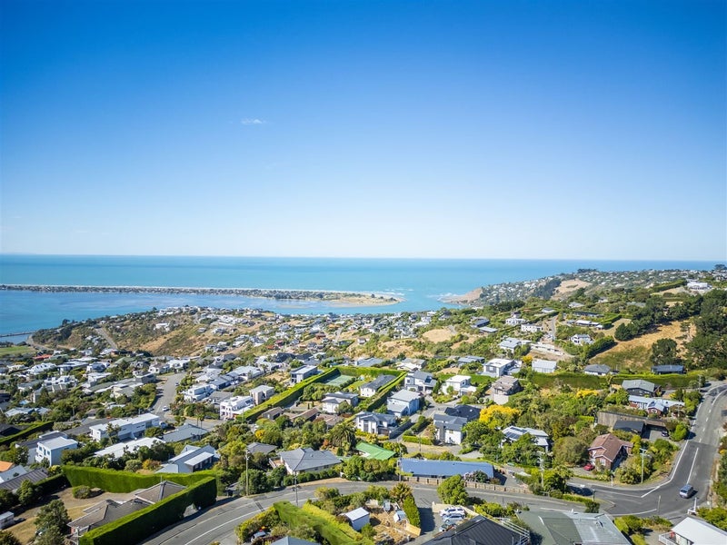 26 Belleview Terrace, Mount Pleasant, Christchurch - Carousel 26