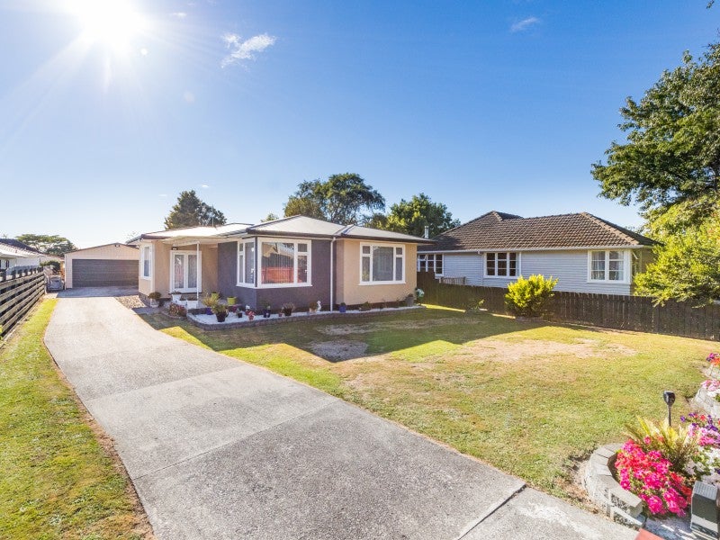 33 Seddon Street, Takaro, Palmerston North - Carousel 1