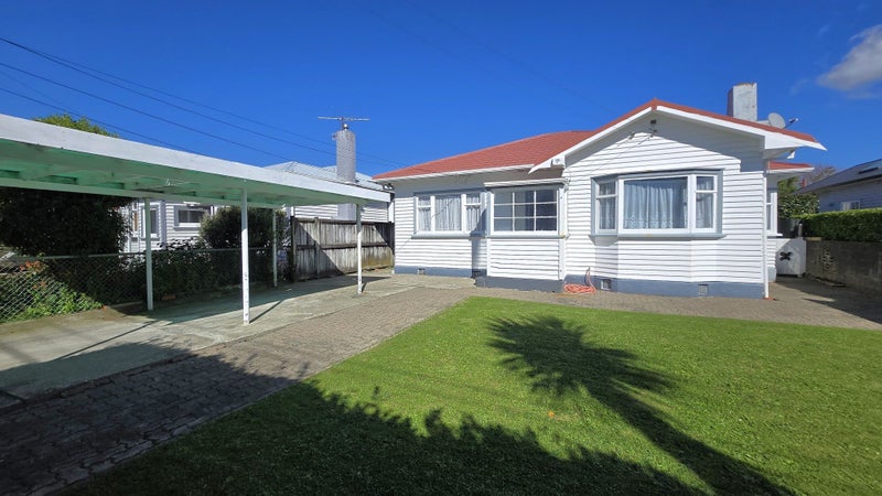 21 Ropata Crescent, Boulcott, Lower Hutt - Carousel 1