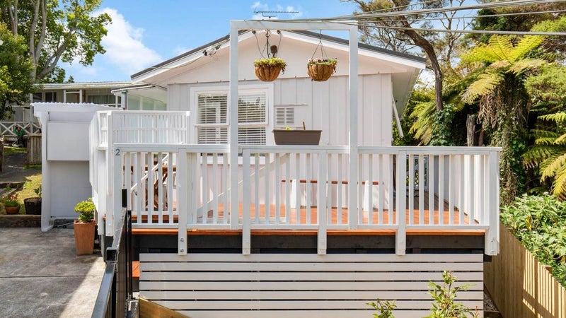 2/37 Eskdale Road, Birkdale, Auckland - Carousel 1