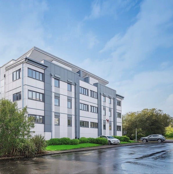 GJ/11 Morning Star Place, Mount Albert, Auckland - Carousel 1