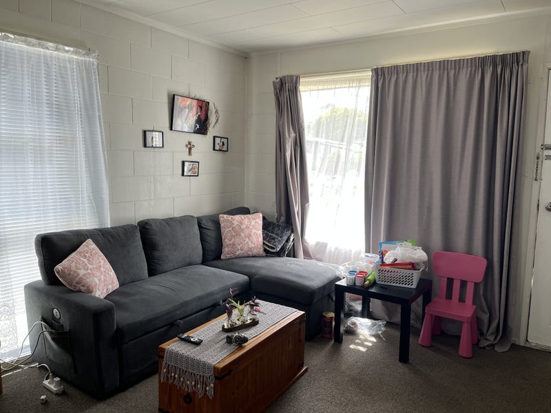 1/109 Sycamore Drive, Sunnynook, Auckland - Carousel 1