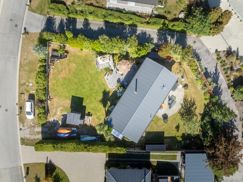 21 Moraine Place, Wanaka - Carousel 24