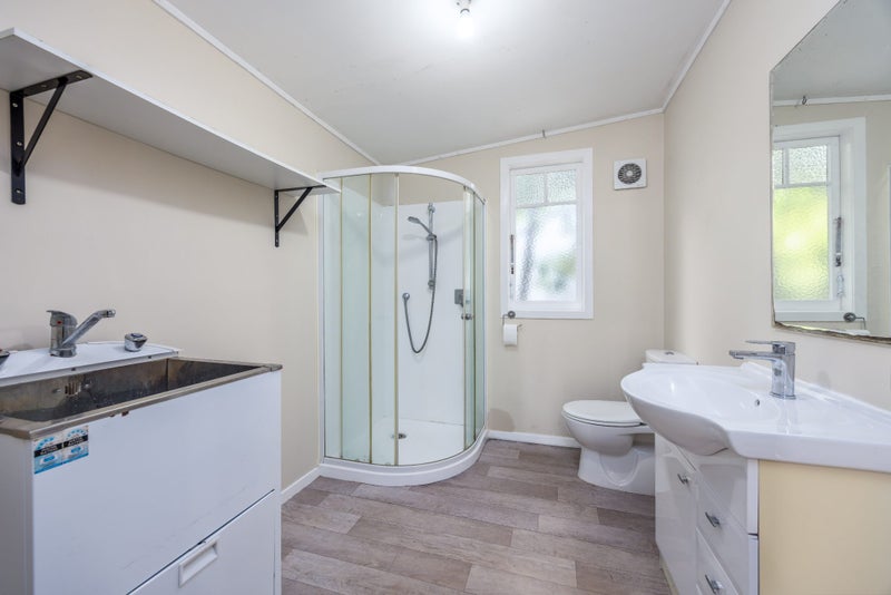 12 Ahiriri Avenue, Avondale, Auckland - Carousel 30