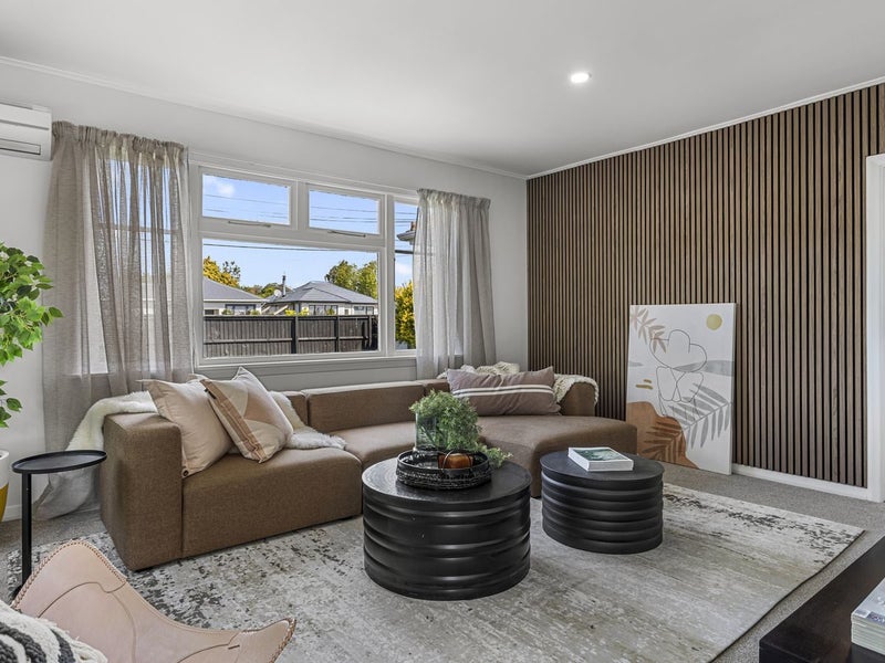 99 Pages Road, Wainoni, Christchurch - Carousel 1