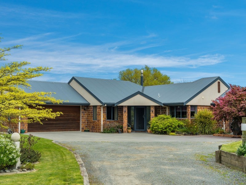12 Pinedale Road, Putaruru - Carousel 1