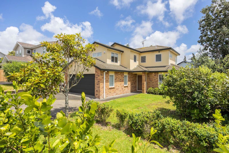 14 Fearnley Grove, Albany, Auckland - Carousel 1