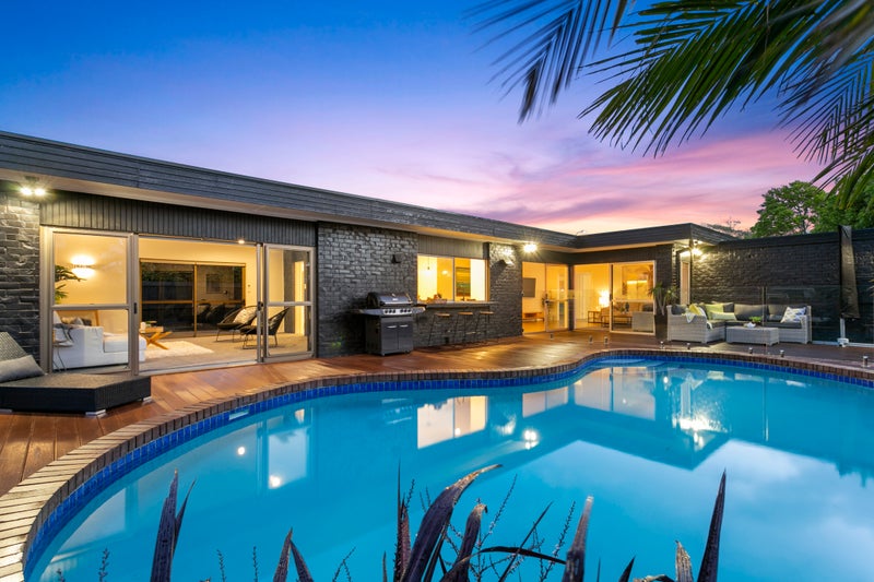 6 Beaconview Rise, Farm Cove, Auckland - Carousel 1