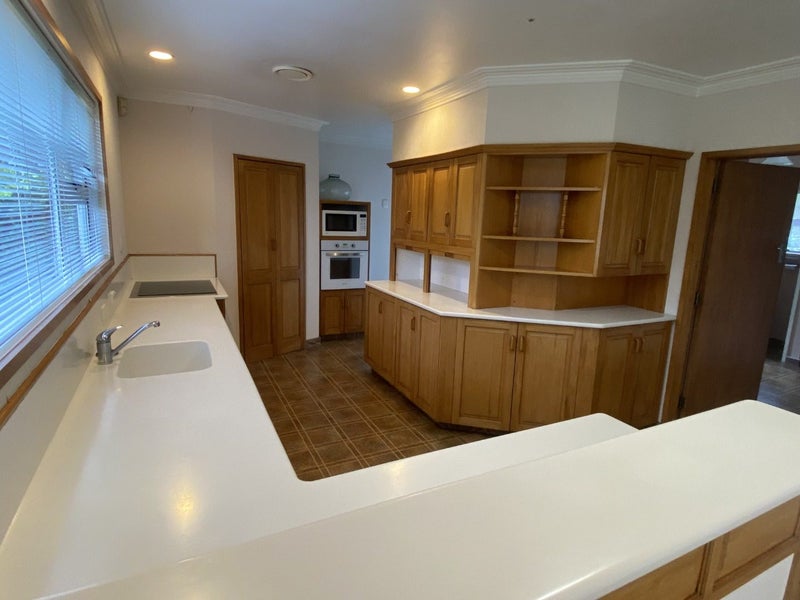 212A Tukapa Street, Westown, New Plymouth - Carousel 2