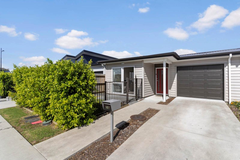 107 Kuaka Drive, Takanini, Auckland - Carousel 1