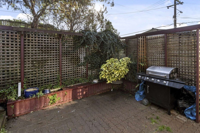 5 Bird Grove, Stokes Valley, Lower Hutt - Carousel 18
