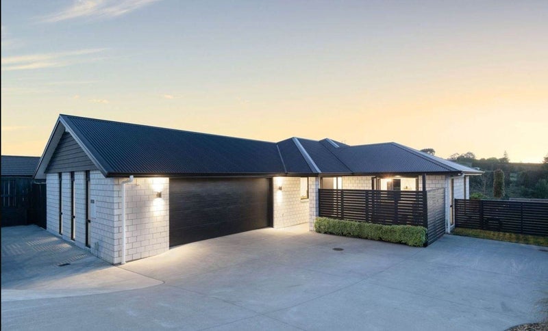 54 Puhirake Crescent, Pyes Pa, Tauranga - Carousel 1