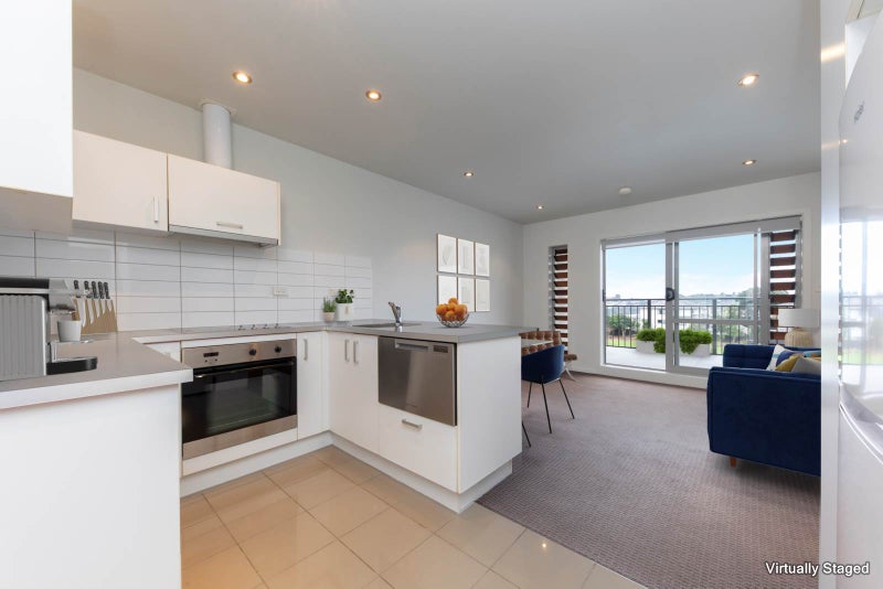 15E/71 Spencer Road, Oteha, Auckland - Carousel 2