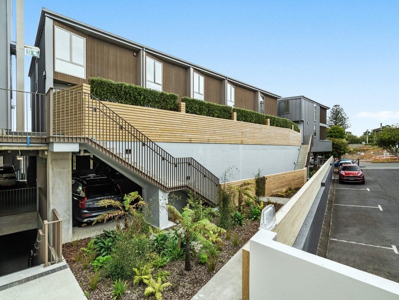 10/4 Norana Avenue, Remuera, Auckland - Carousel 12