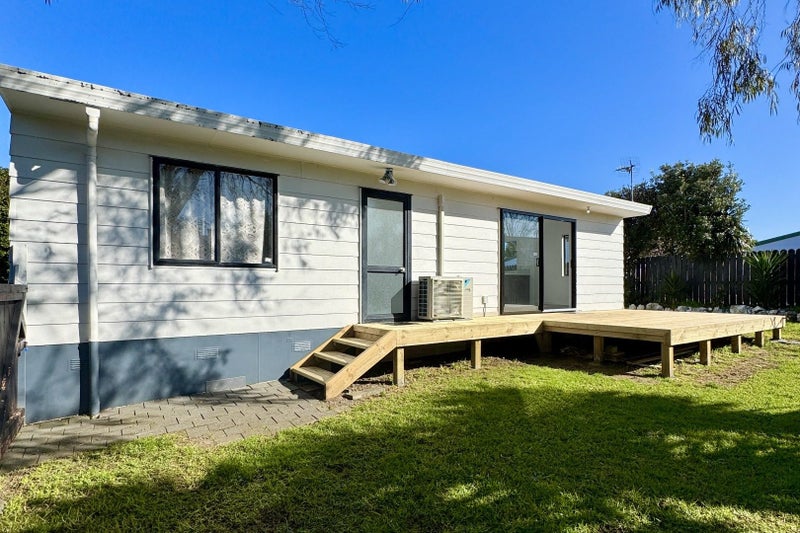 1/22 Barneys Farm Road, Clendon Park, Auckland - Carousel 1