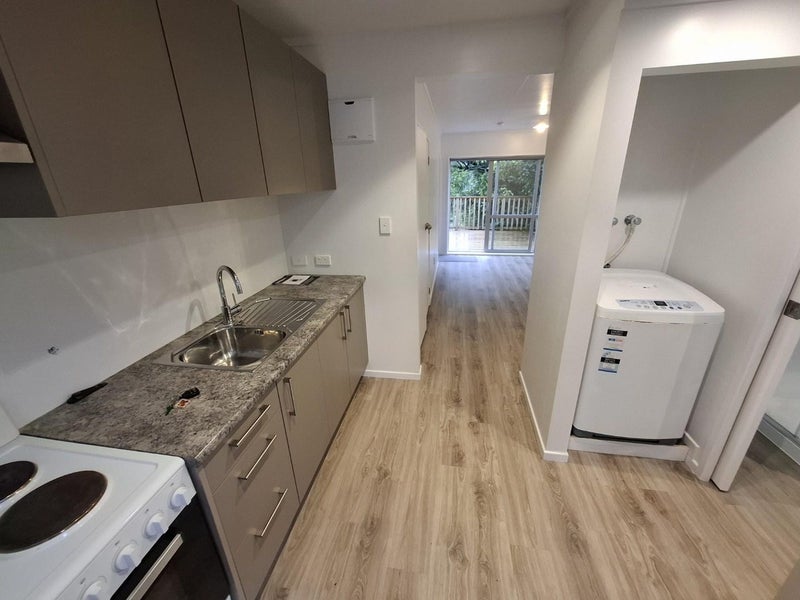 18/10 George Street, Mount Eden, Auckland - Carousel 2