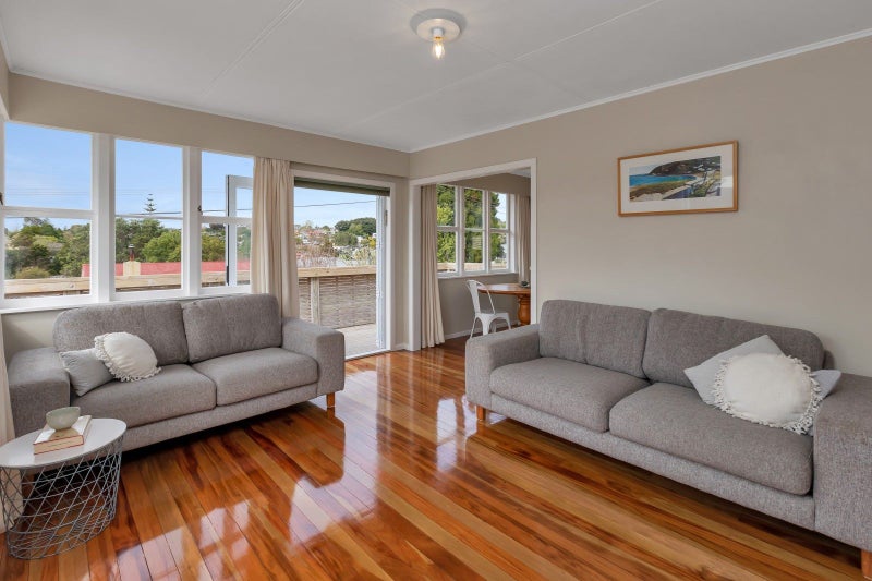 36 Tuatara Drive, Kamo, Whangarei - Carousel 2