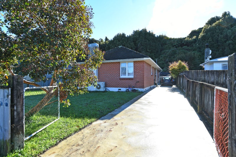 37 Gillespies Road, Birchville, Upper Hutt - Carousel 1
