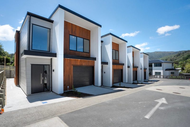 19 Pakura Place, Wainuiomata, Lower Hutt - Carousel 1