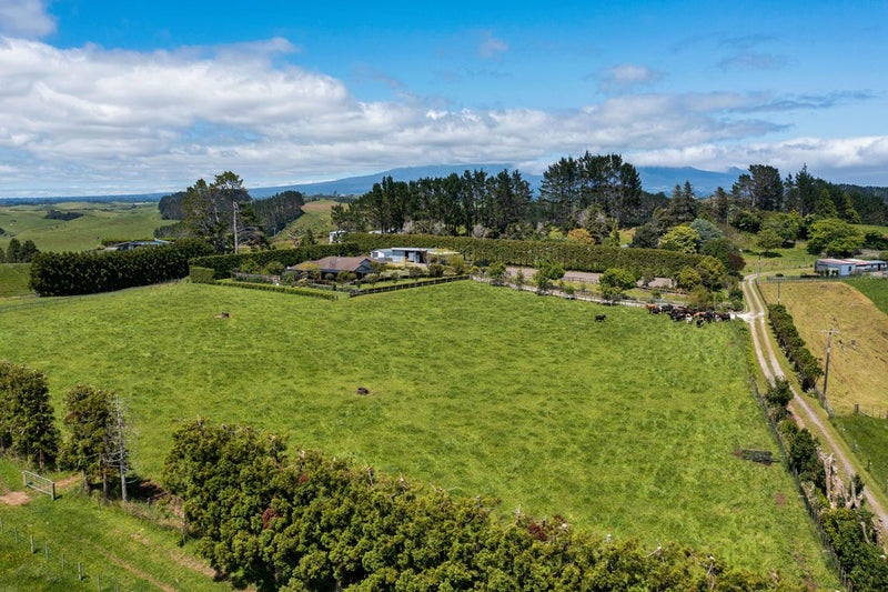 325A Awai Road, Tarurutangi, New Plymouth - Carousel 1