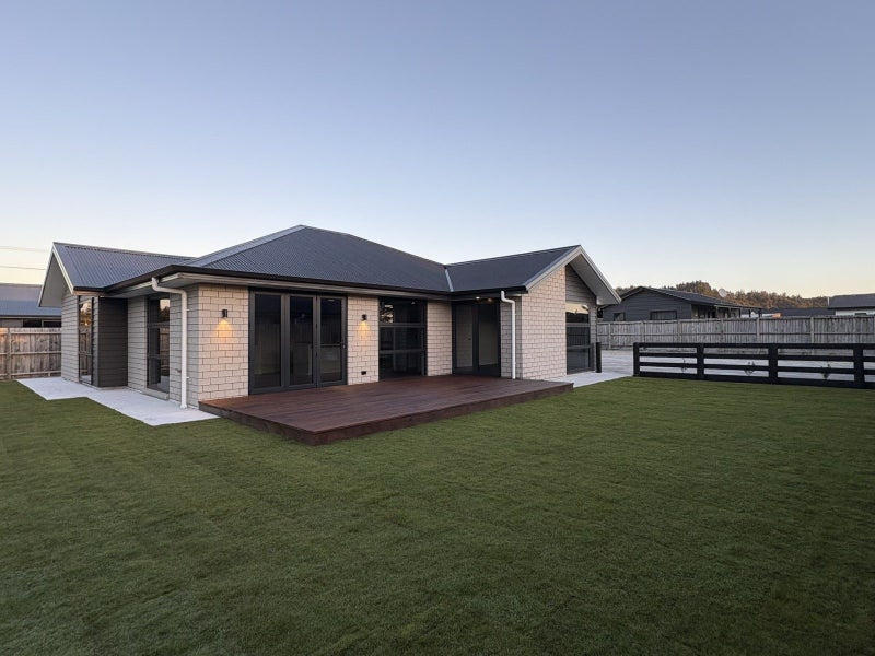 1/11 Pine Tree Road, Kaniere, Hokitika - Carousel 2