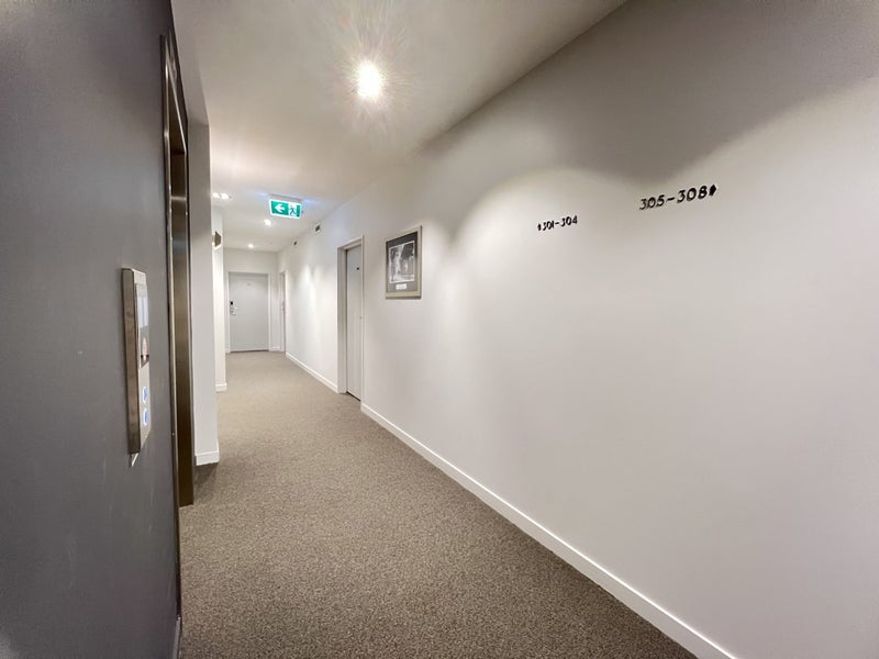 304/145 Symonds Street, Newton, Auckland - Carousel 2