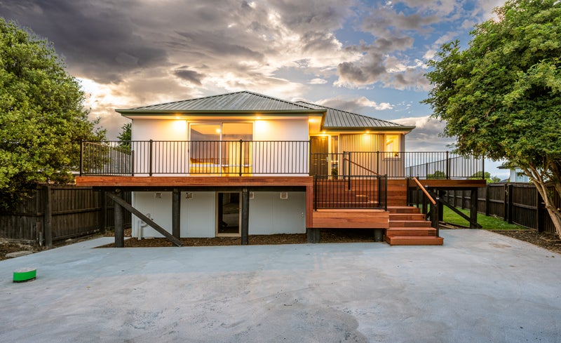 14 Brightstone Crescent, Aranui, Christchurch - Carousel 1