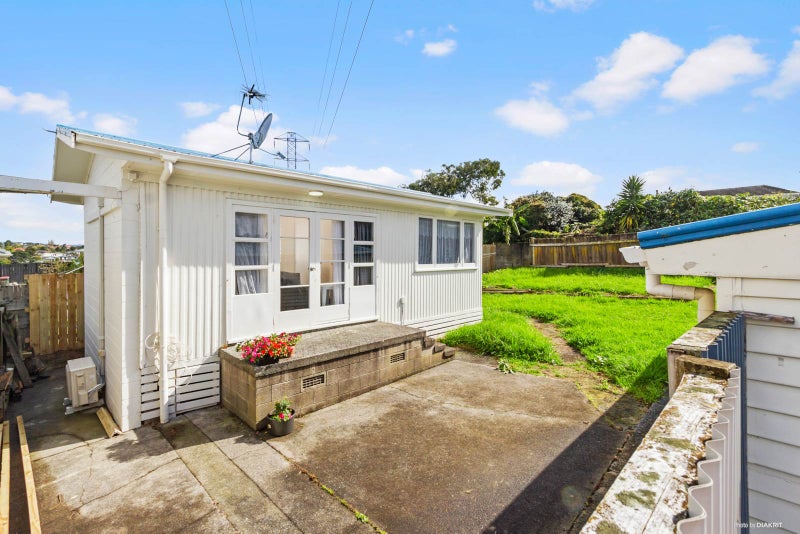 7A Parfitt Street, Mount Roskill, Auckland - Carousel 1