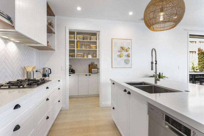 13 Te Makuru Lane, Maraetai, Auckland - Carousel 1