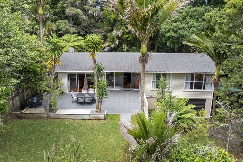 93 Waima Crescent, Titirangi, Auckland - Carousel 2