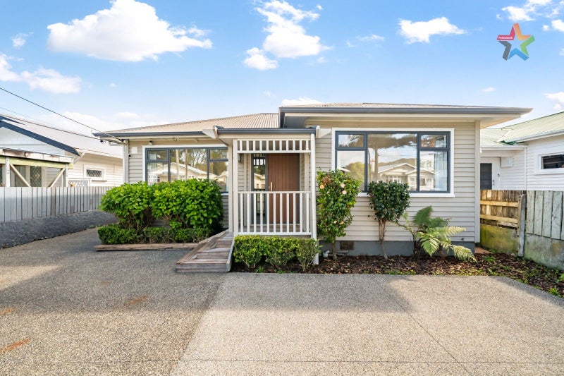 7 Heath Grove, Waiwhetu, Lower Hutt - Carousel 1