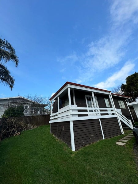 4A Tui Avenue, Forest Lake, Hamilton - Carousel 1