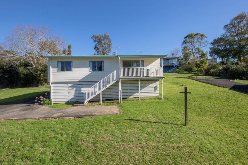 85B Fairclough Road, Beach Haven, Auckland - Carousel 1