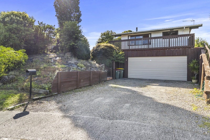 29 Velma Crescent, Nawton, Hamilton - Carousel 2
