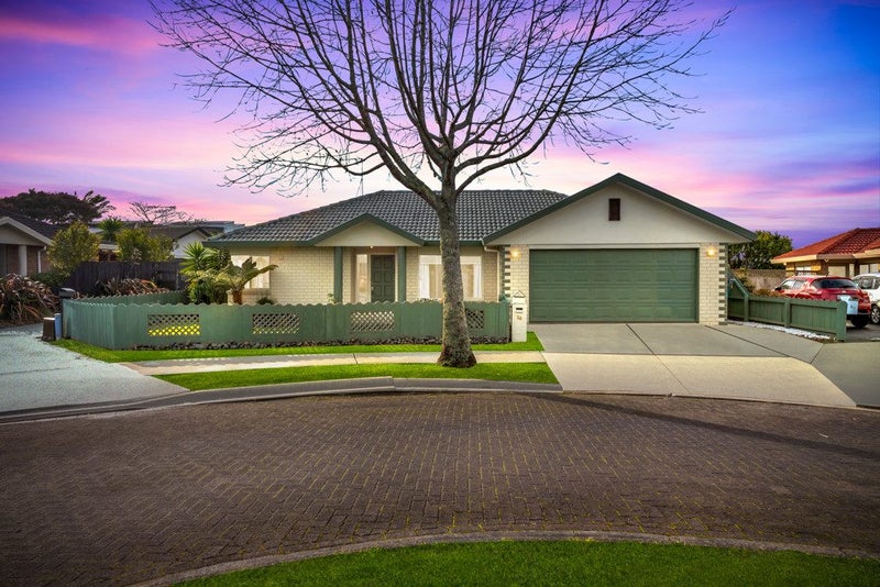 28 Cottesmore Place, Huntington Park, Auckland - Carousel 1