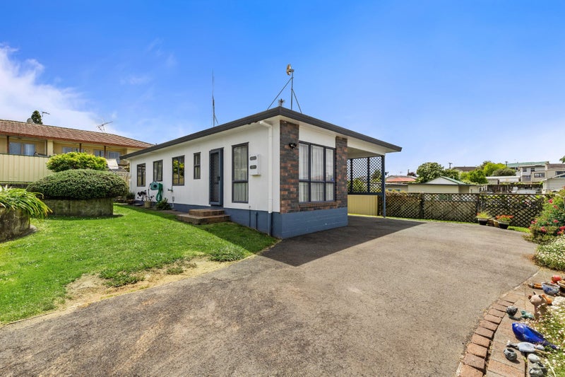 31B Cowley Drive, Temple View, Hamilton - Carousel 1