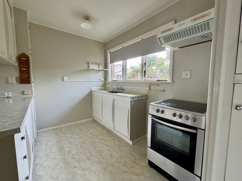 6/15 Campbell Road, One Tree Hill, Auckland - Carousel 2