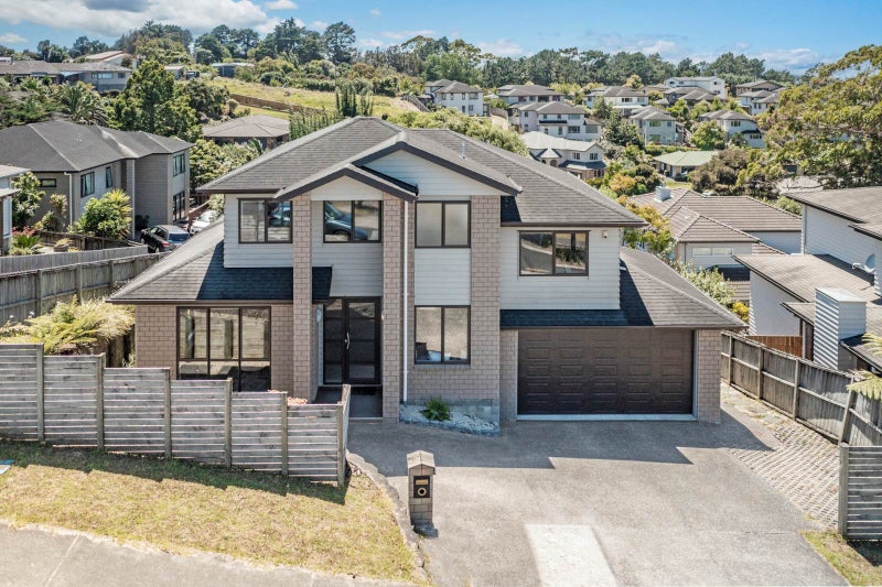 14 Namsan Close, Fairview Heights, Auckland - Carousel 1