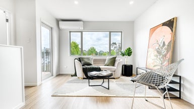 21A Granville Drive, Massey, Auckland - Carousel 1