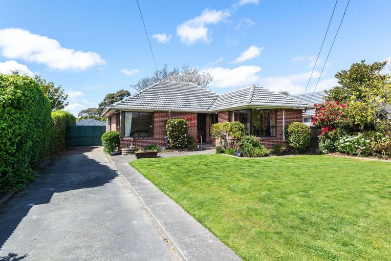 20 Wilton Crescent, Bishopdale, Christchurch - Carousel 1