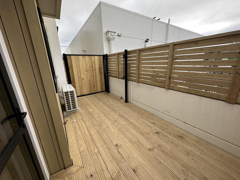 5/7 Wainuiomata Road, Wainuiomata, Lower Hutt - Carousel 9