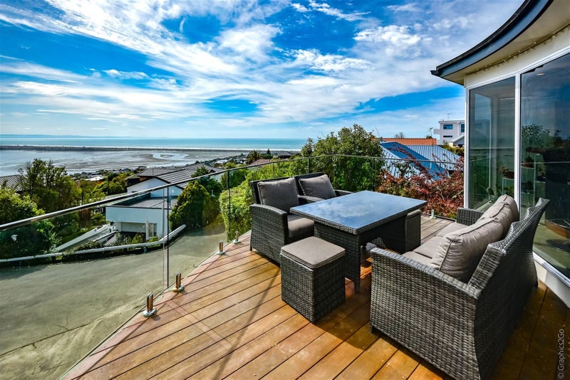 220B Mt Pleasant Road, Mount Pleasant, Christchurch - Carousel 1