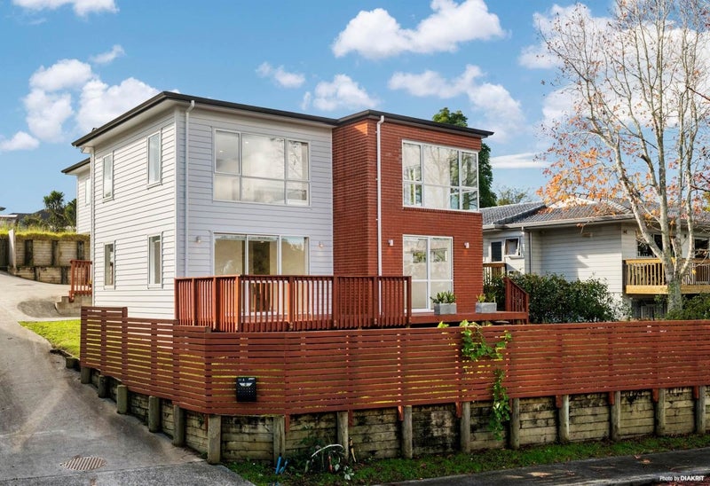 11A Kaihu Street, Northcote, Auckland - Carousel 2