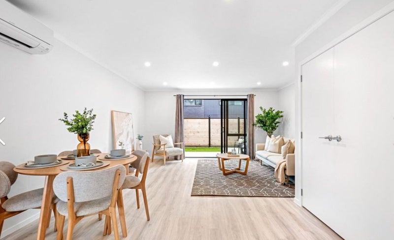 17 Betty Boyes Street, Wallaceville, Upper Hutt - Carousel 1