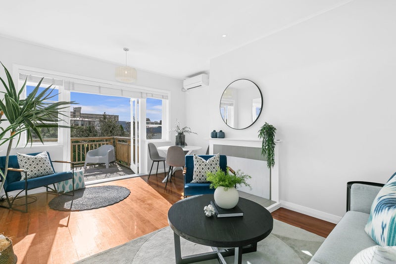 89 Walker Road, Point Chevalier, Auckland - Carousel 1