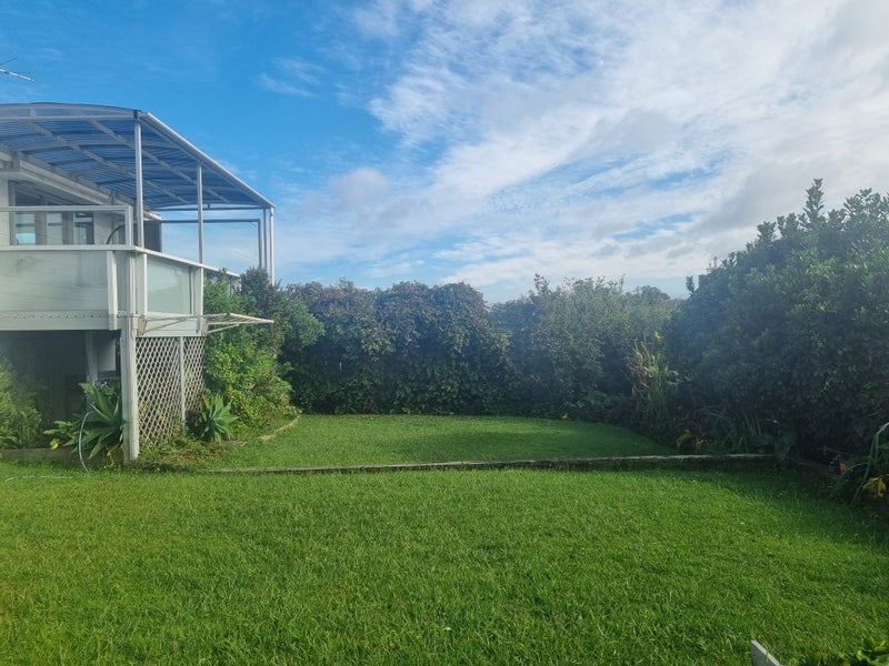 16 Mera Road, Algies Bay, Warkworth - Carousel 21