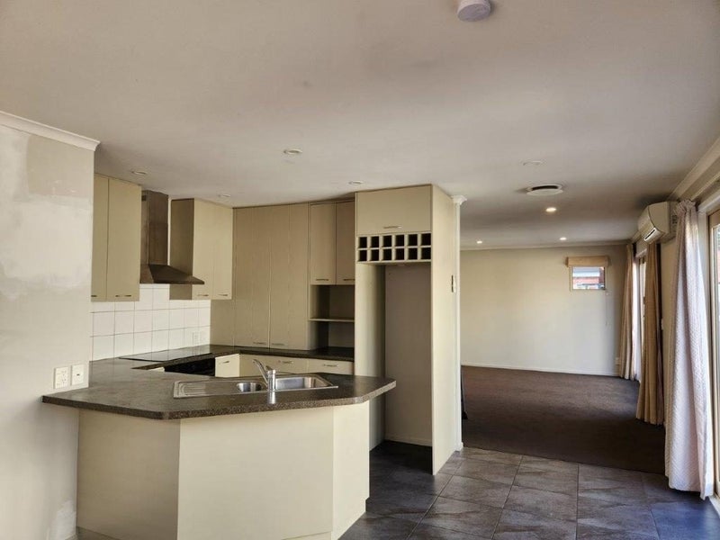 490B Manchester Street, St Albans, Christchurch - Carousel 2